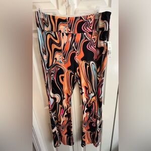 NWT: No boundaries swirl stretchy pants